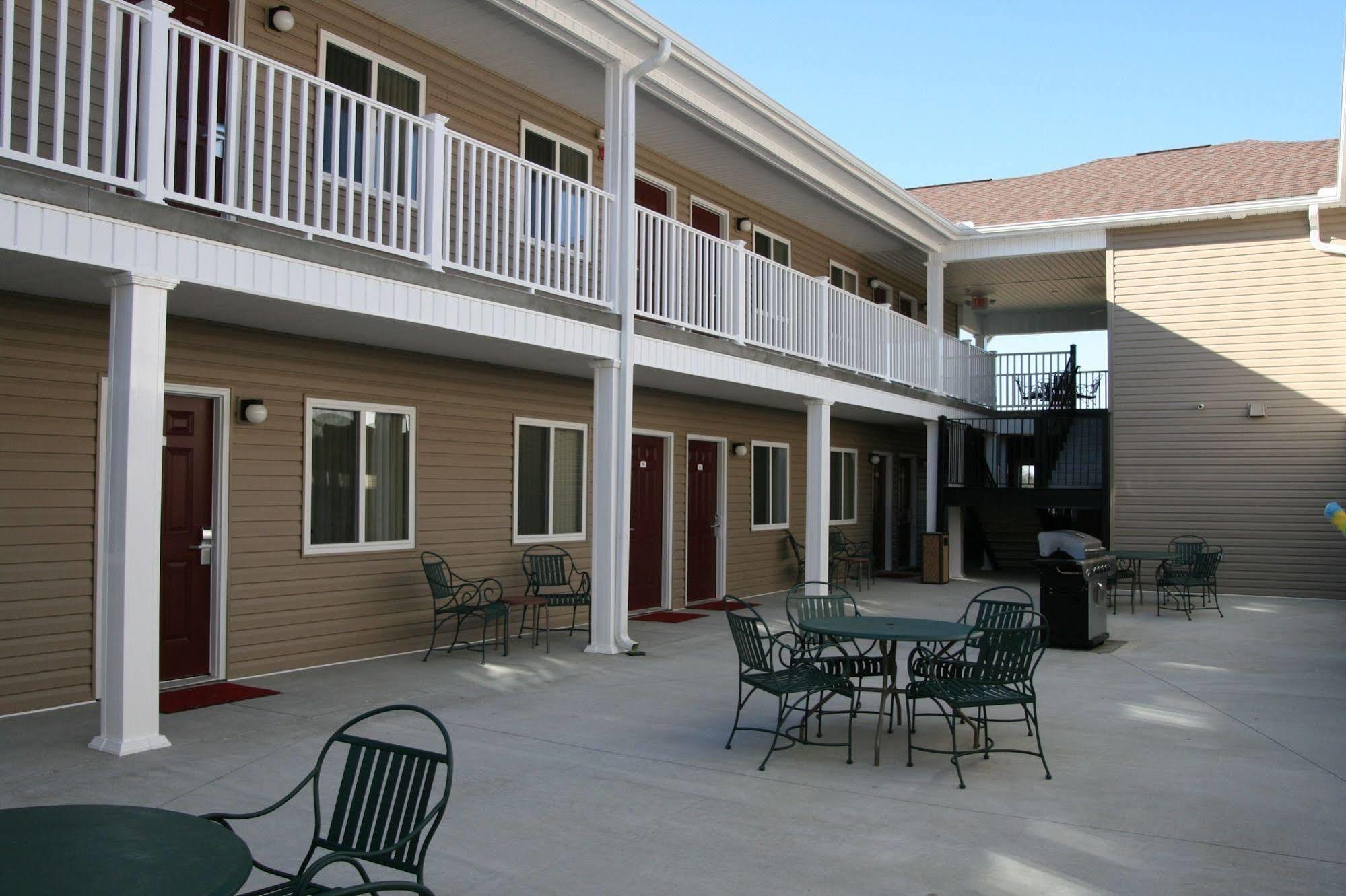 Affordable Suites - Fayetteville/Fort Bragg ภายนอก รูปภาพ